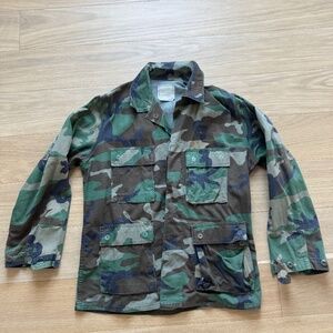 US Army BDU Jacket Medium Short Woodland Camo Ripstop Combat Coat | Vintage USGI